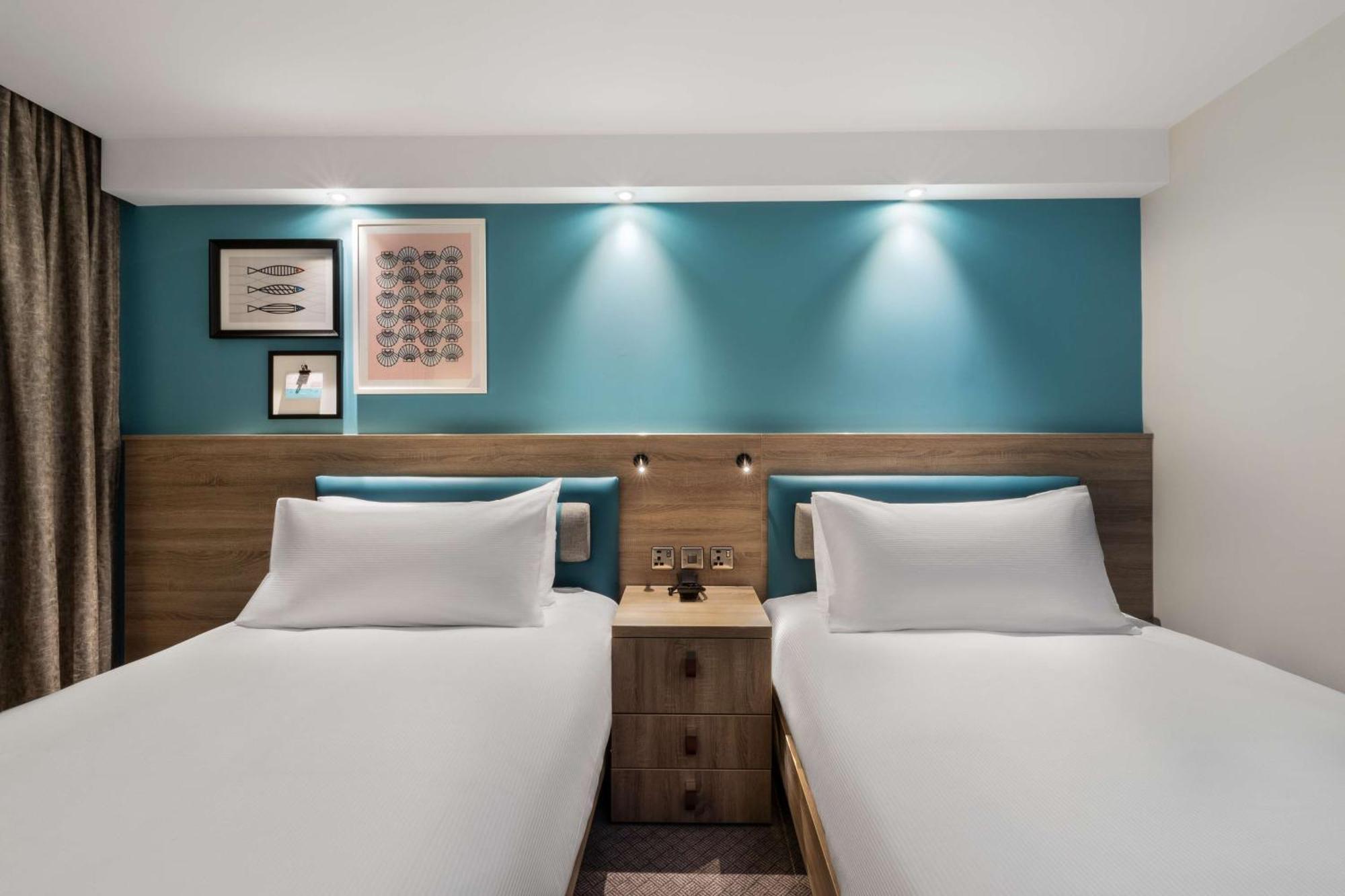 Hotel Hampton By Hilton Torquay Exterior foto